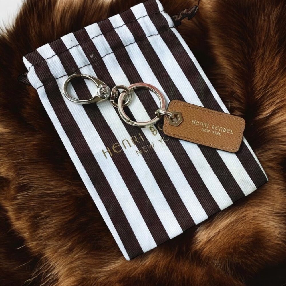 NWOT Henri Bendel New York Collectors Leather Tag Key Ring